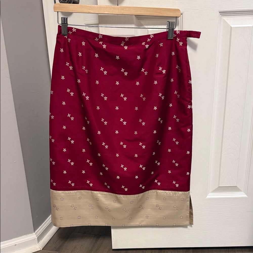 Elegant Red Floral Women's Skirt